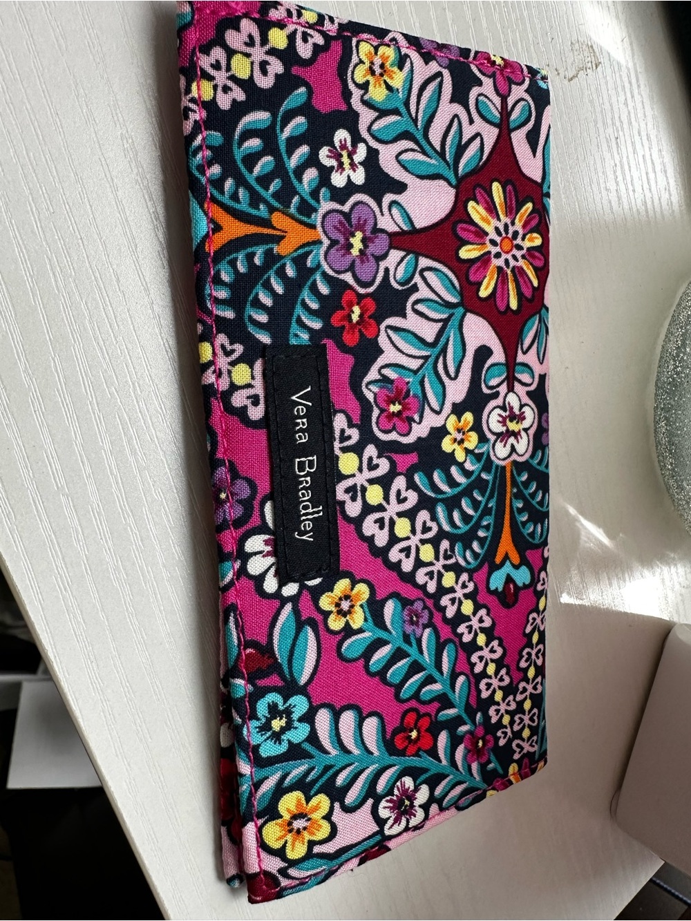 Deluxe Edition Vera Bradley Kaleidoscope RFID Wristlet Crossbody - Picture 13 of 14